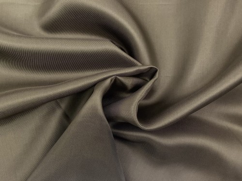 Podszewka z acetatu i wiskozy,  brąz z subtelnym prążkiem