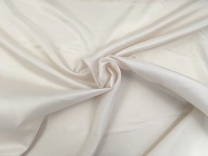 Beżowa podszewka poliestrowa 